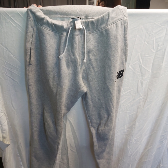 New balance joggers - Picture 1 of 1